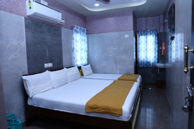 SKV Residency, Budget Friendly Hotel rooms at Srikalahasti