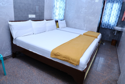 SKV Residency, Budget Friendly Hotel rooms at Srikalahasti