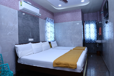 SKV Residency, Budget Friendly Hotel rooms at Srikalahasti