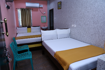 SKV Residency, Budget Friendly Hotel rooms at Srikalahasti